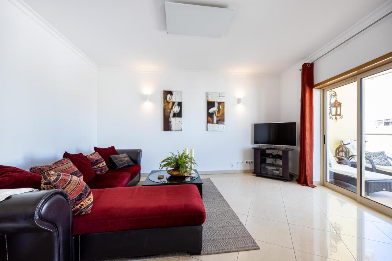 Apartment Gloria *